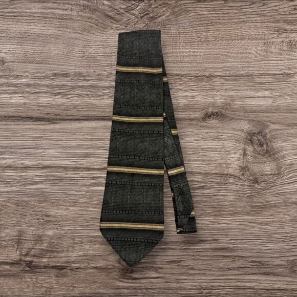 croft & barrow Other - Croft & Barrow Vintage Silk Black and Gold Striped Tie